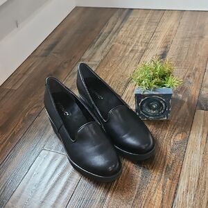 Vionic Women's Black Leather‎ Slip On Lug Wedge Heel Comfortable Loafers